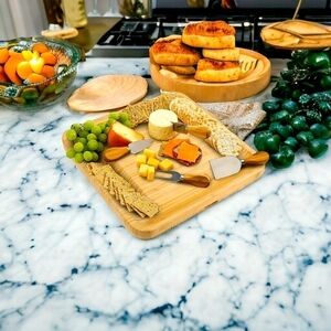NIB Bamboo Cheese Board with Cutlery Set Wood Charcuterie Platter Serving Tray